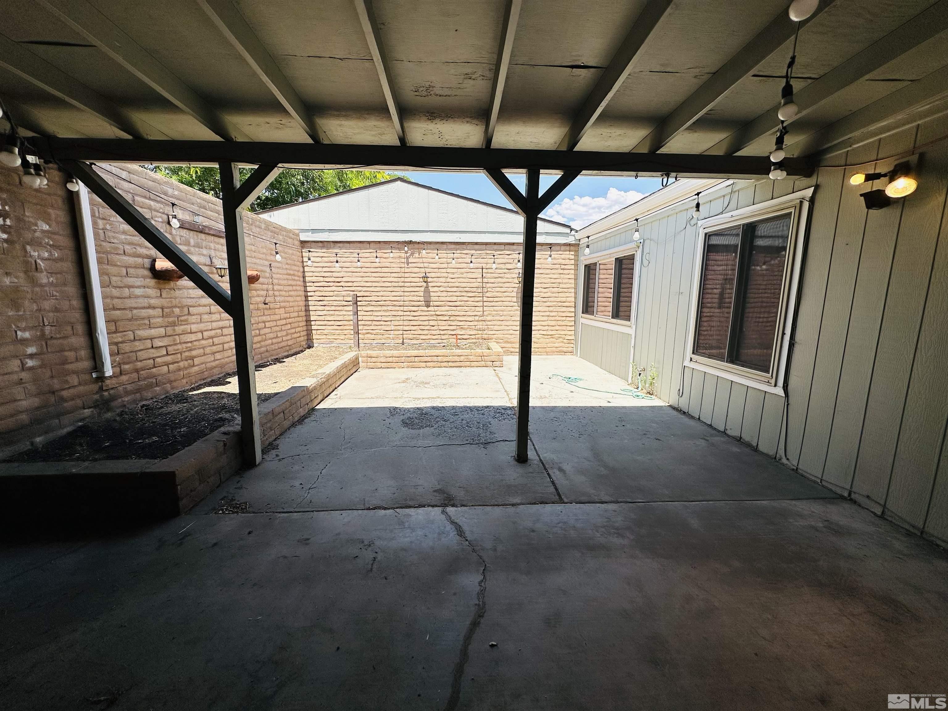 32 Castle Way Carson City, NV 89706 - Photo 12 of 16 a view of a garage