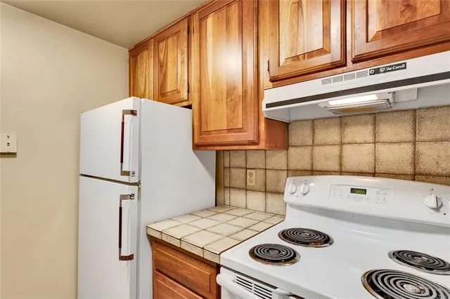 $174,000 | 5841 Morrowfield Avenue, Unit 104, Pittsburgh, PA 15217