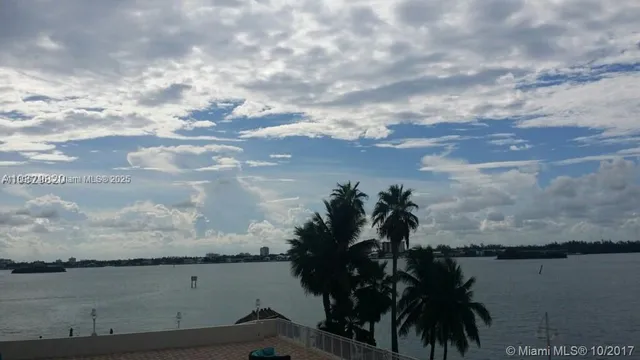 a view of a multi story building