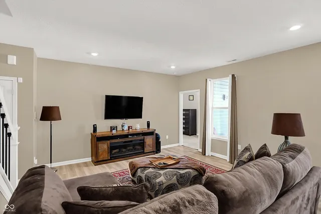 $399,000 | 9806 Olympic Boulevard, Pendleton, IN 46064