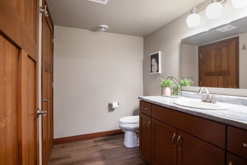 1657 Red Oak Street Green Bay, WI 54313 - Photo 39 of 50