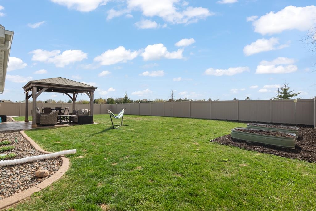 1657 Red Oak Street Green Bay, WI 54313 - Photo 48 of 50
