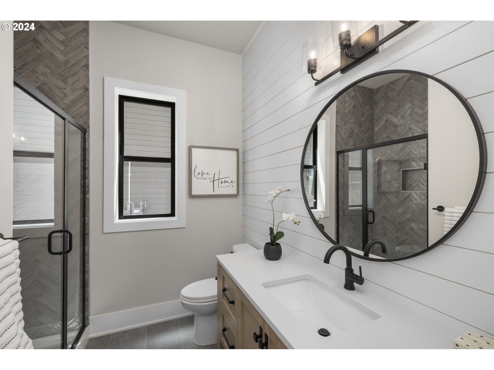 4714 Southwest Pendleton Street, Unit LT7 Portland, OR 97221 - Photo 24 of 48 Bathroom