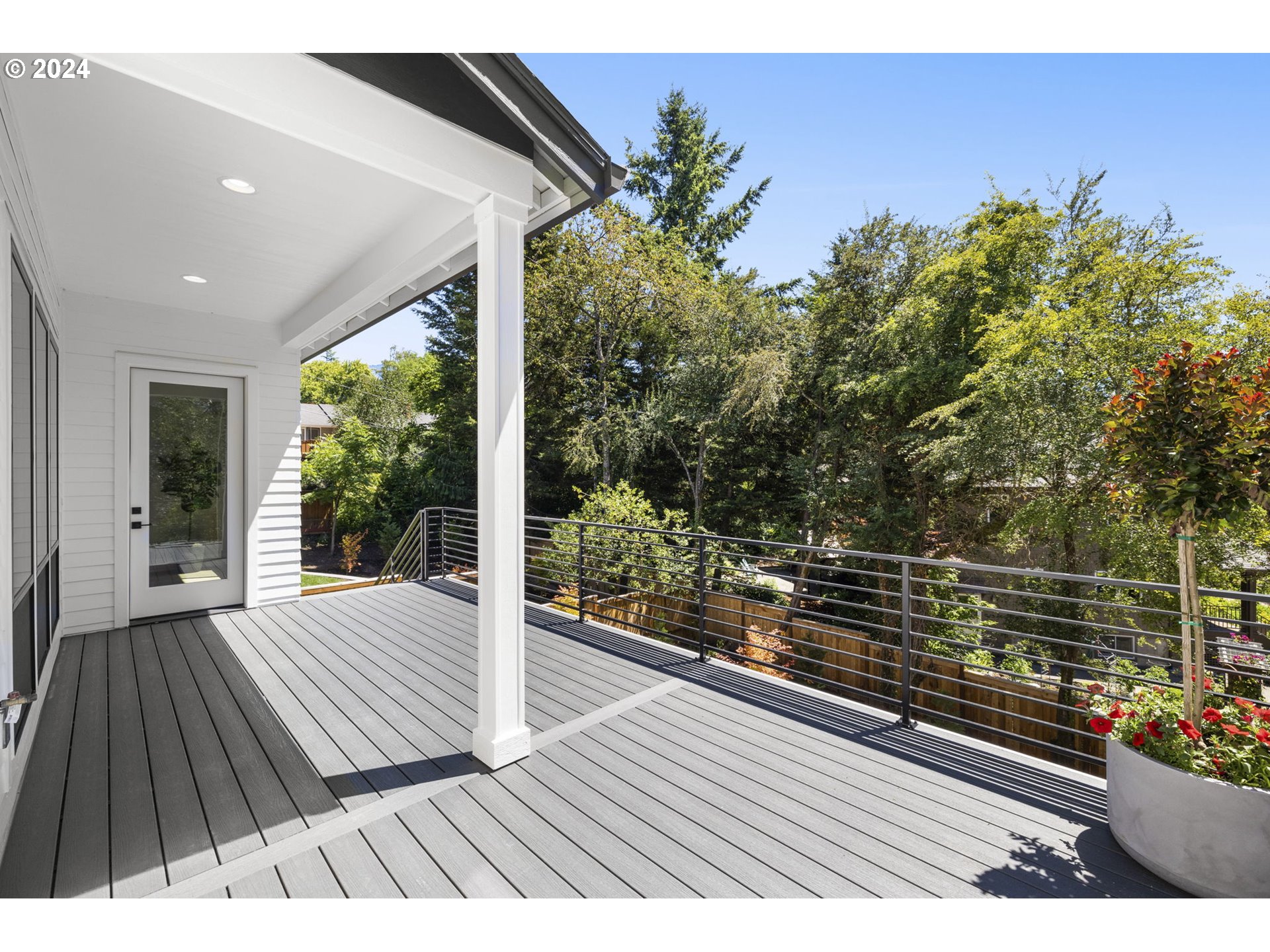 4714 Southwest Pendleton Street, Unit LT7 Portland, OR 97221 - Photo 42 of 48 Deck