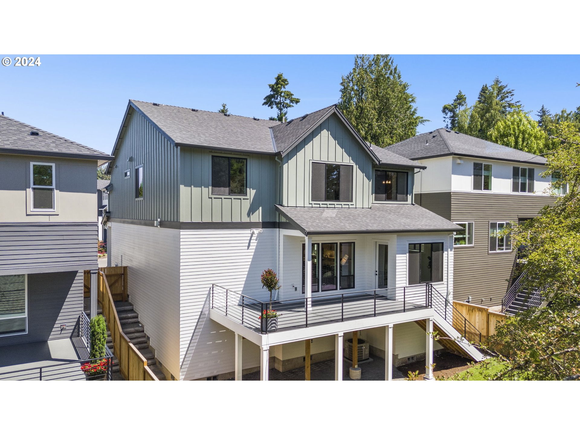4714 Southwest Pendleton Street, Unit LT7 Portland, OR 97221 - Photo 45 of 48 Exterior