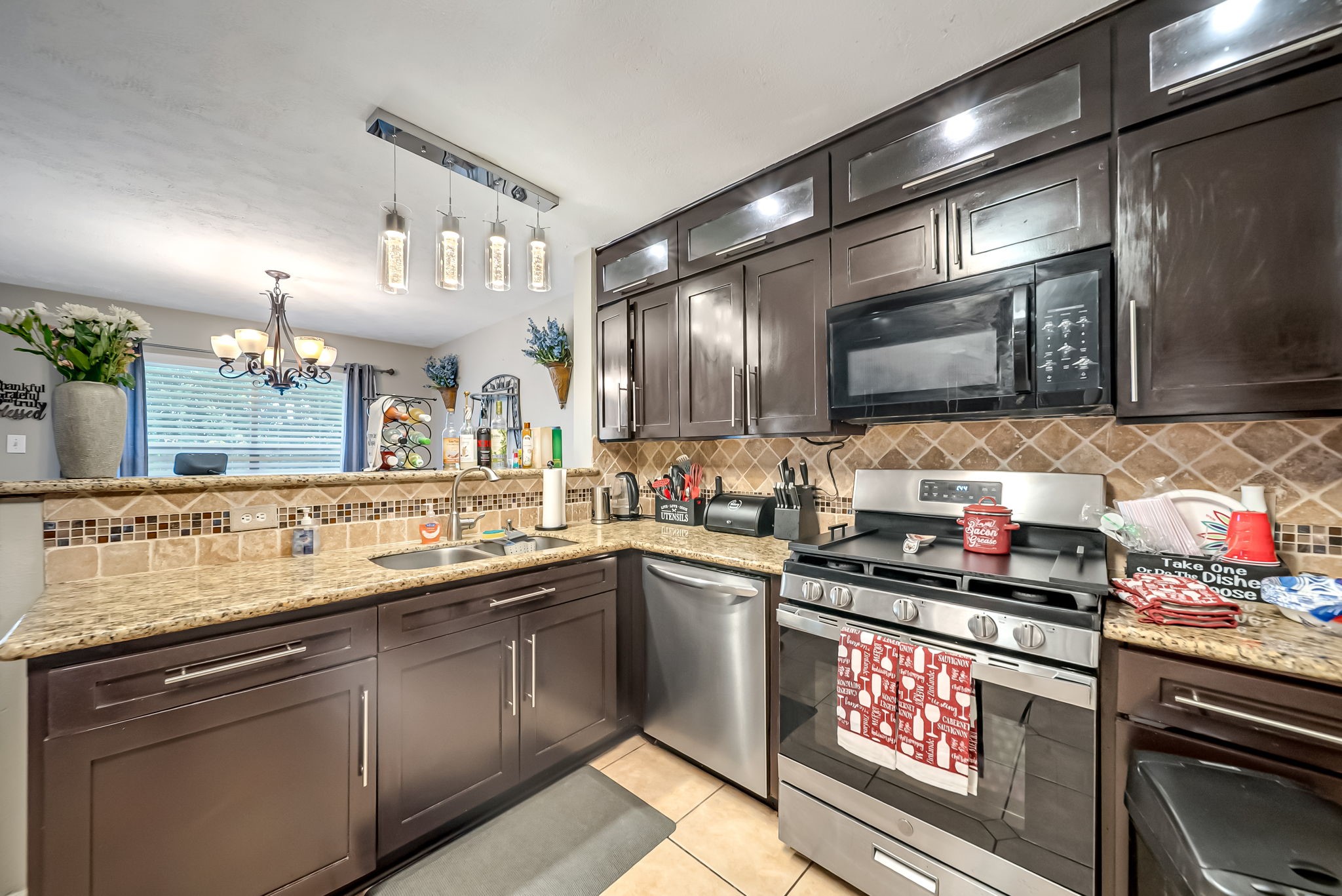 6215 Sutton Meadows Drive Houston, TX 77086 - Photo 7 of 15