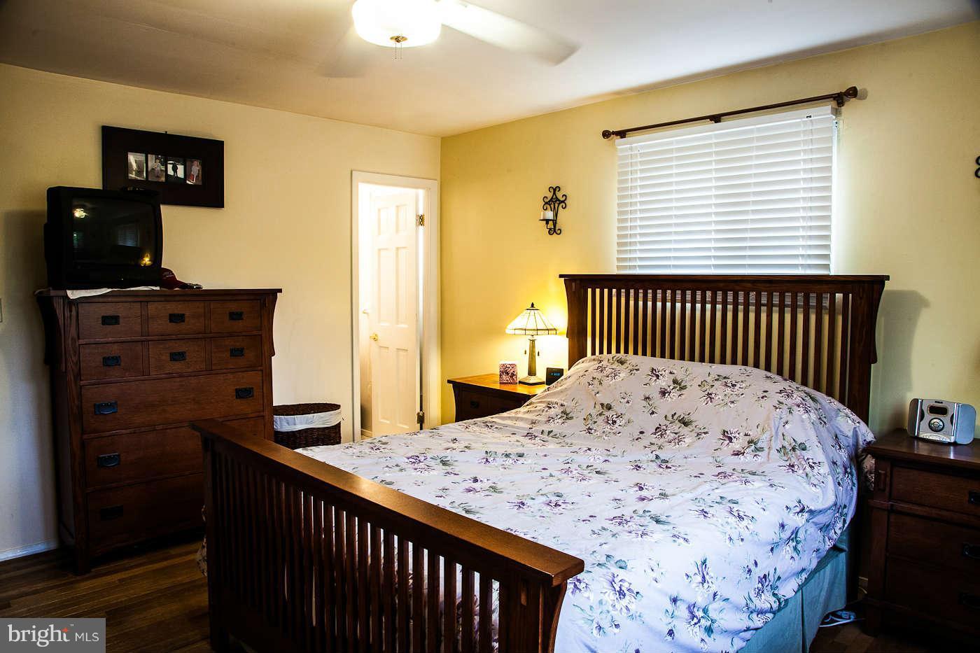 1515 National Road Baltimore, MD 21237 - Photo 14 of 28 Bedroom (Master)