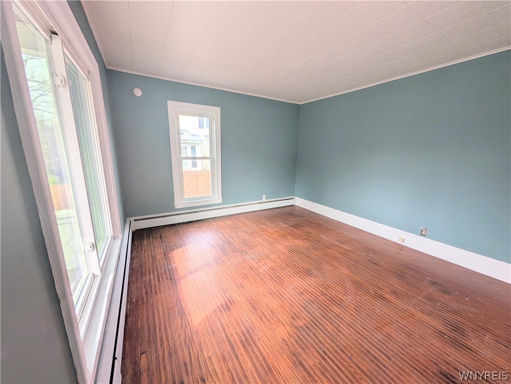 72 North Center Street Perry, NY 14530 - Photo 7 of 46