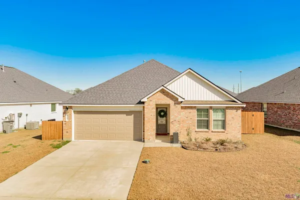 $274,000 | 727 Lambot Avenue, Zachary, LA 70791