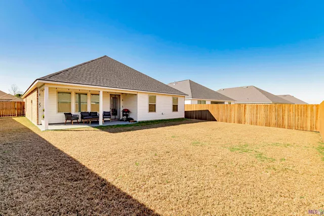 $280,000 | 727 Lambot Avenue, Zachary, LA 70791