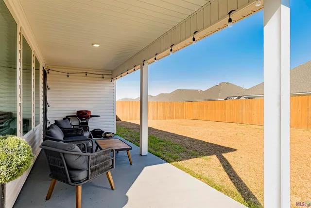 $280,000 | 727 Lambot Avenue, Zachary, LA 70791