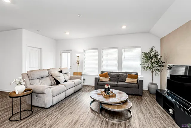 $280,000 | 727 Lambot Avenue, Zachary, LA 70791