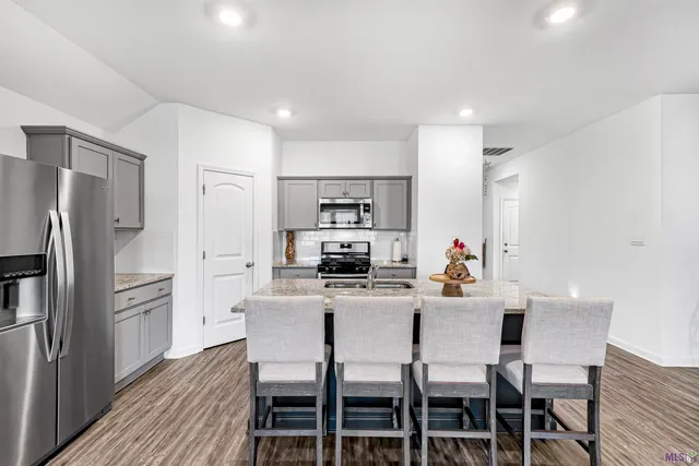 $280,000 | 727 Lambot Avenue, Zachary, LA 70791