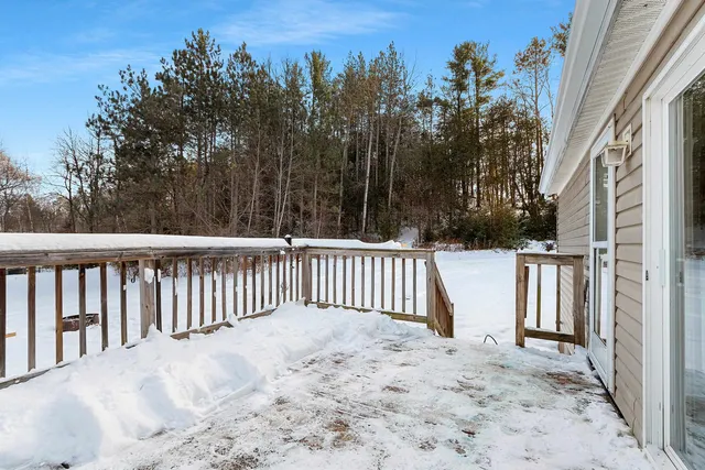 $279,900 | W10203 County Road B, Coleman, WI 54112