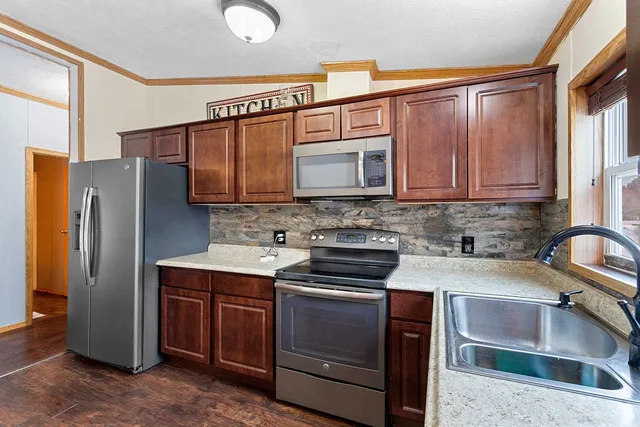 $279,900 | W10203 County Road B, Coleman, WI 54112