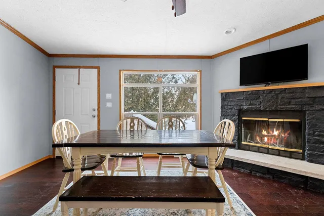 $279,900 | W10203 County Road B, Coleman, WI 54112