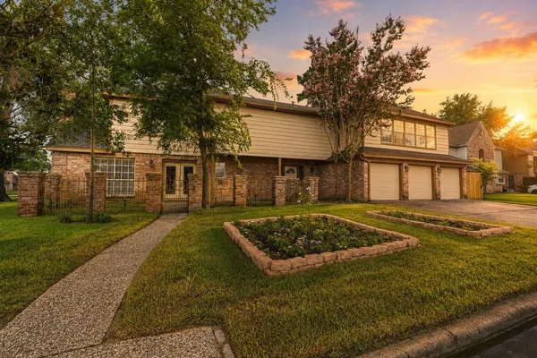 $435,000 | 15027 Walters Road, Houston, TX 77068