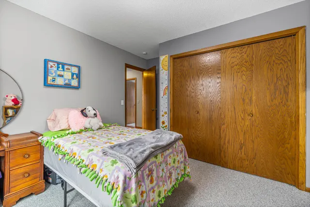 $425,000 | 9142 Lanewood Lane North, Maple Grove, MN 55369