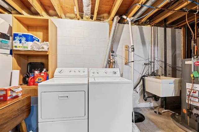 $425,000 | 9142 Lanewood Lane North, Maple Grove, MN 55369