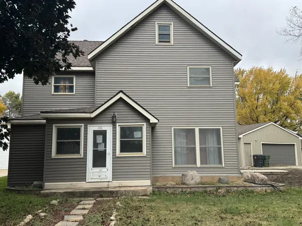 $159,900 | 406 4th Street, Rushmore, MN 56168