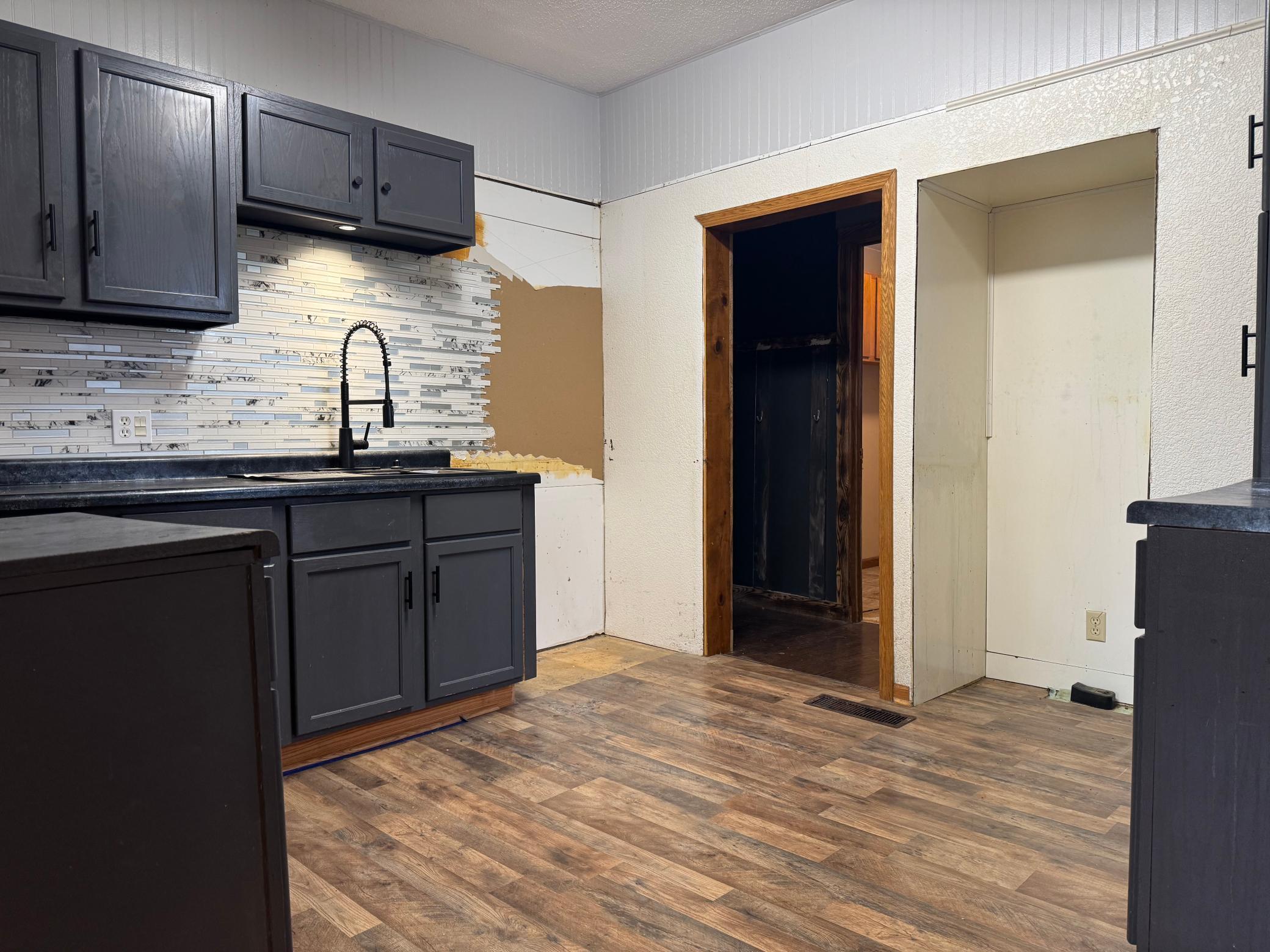 406 4th Street Rushmore, MN 56168 - Photo 3 of 14