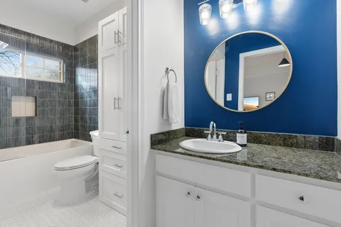 $850,000 | 2931 East Martin Luther King Jr Boulevard, Austin, TX 78702