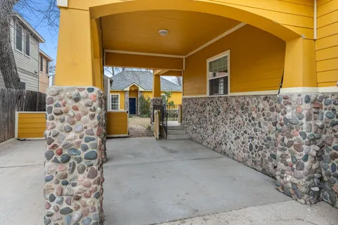 $850,000 | 2931 East Martin Luther King Jr Boulevard, Austin, TX 78702