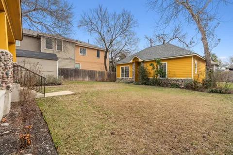 $850,000 | 2931 East Martin Luther King Jr Boulevard, Austin, TX 78702