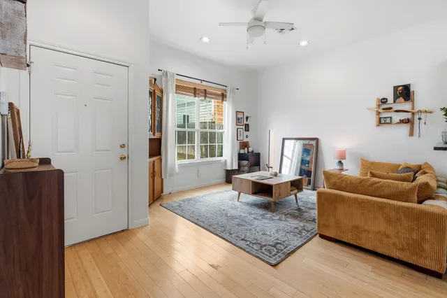 $850,000 | 2931 East Martin Luther King Jr Boulevard, Austin, TX 78702