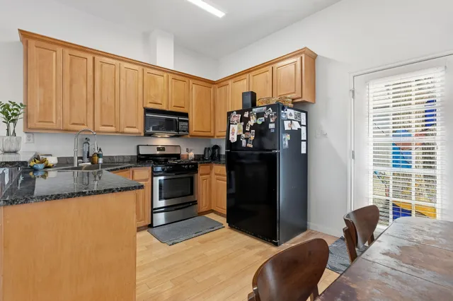 $850,000 | 2931 East Martin Luther King Jr Boulevard, Austin, TX 78702