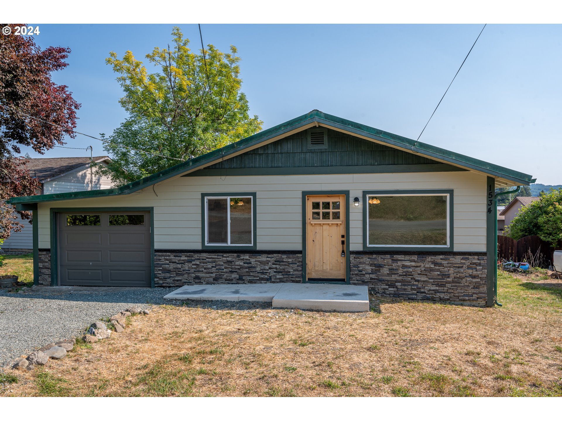 1534 Harris Street Myrtle Point, OR 97458 - Photo 1 of 46 Gallery Image 1