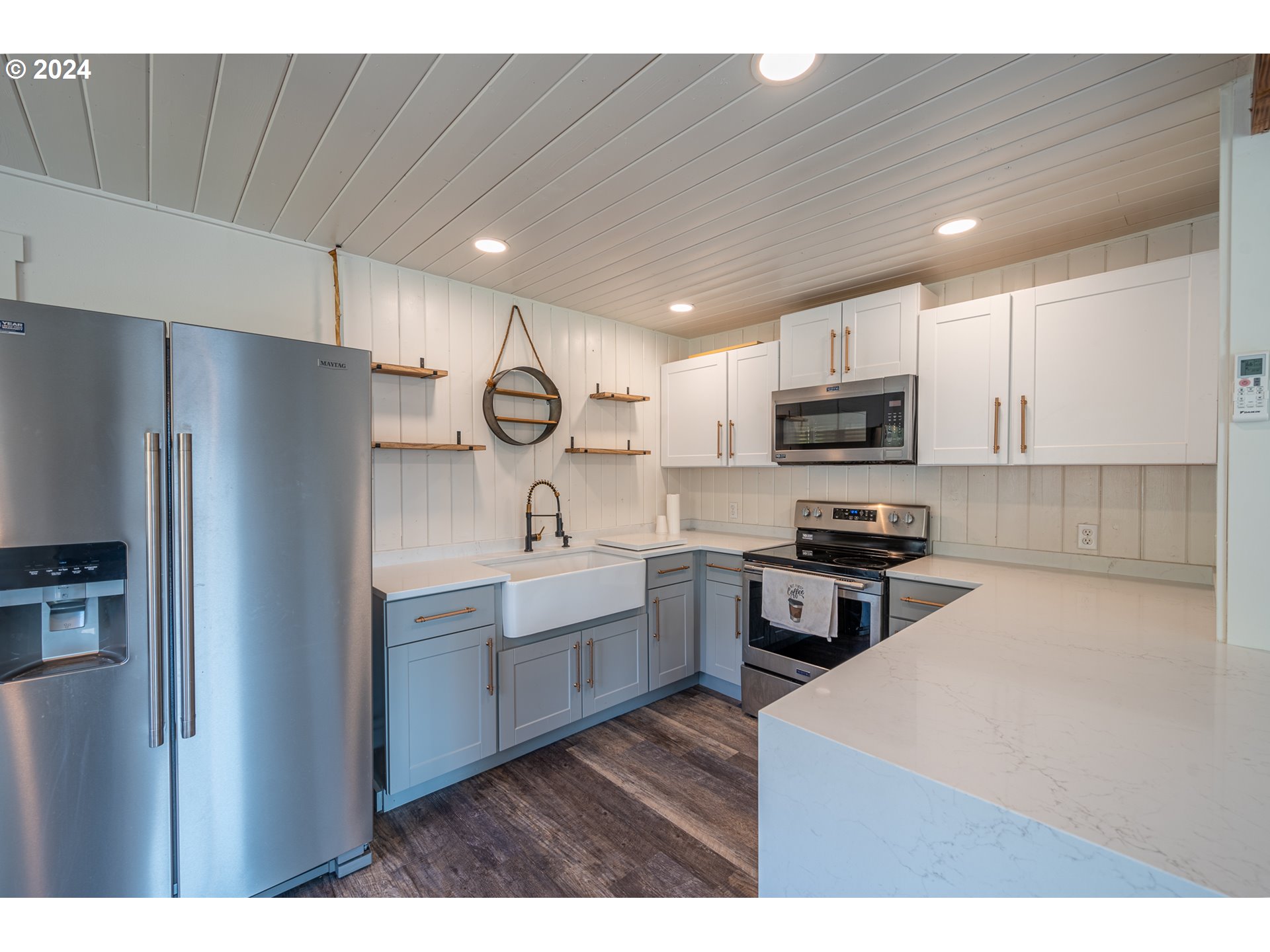 1534 Harris Street Myrtle Point, OR 97458 - Photo 6 of 46 Gallery Image 6