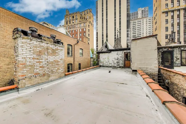 $1,750,000 | 1312 North Astor Street, Chicago, IL 60610