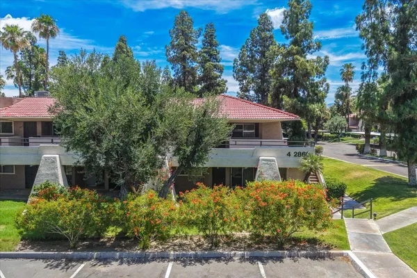 $180,000 | 2860 North Los Felices Road, Unit 101, Palm Springs, CA 92262