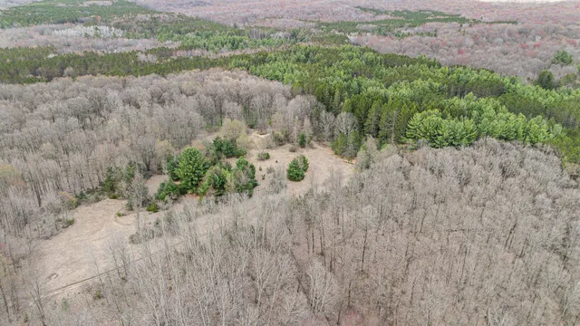 $65,500 | 9.7 Vail Drive, Cadillac, MI 49601