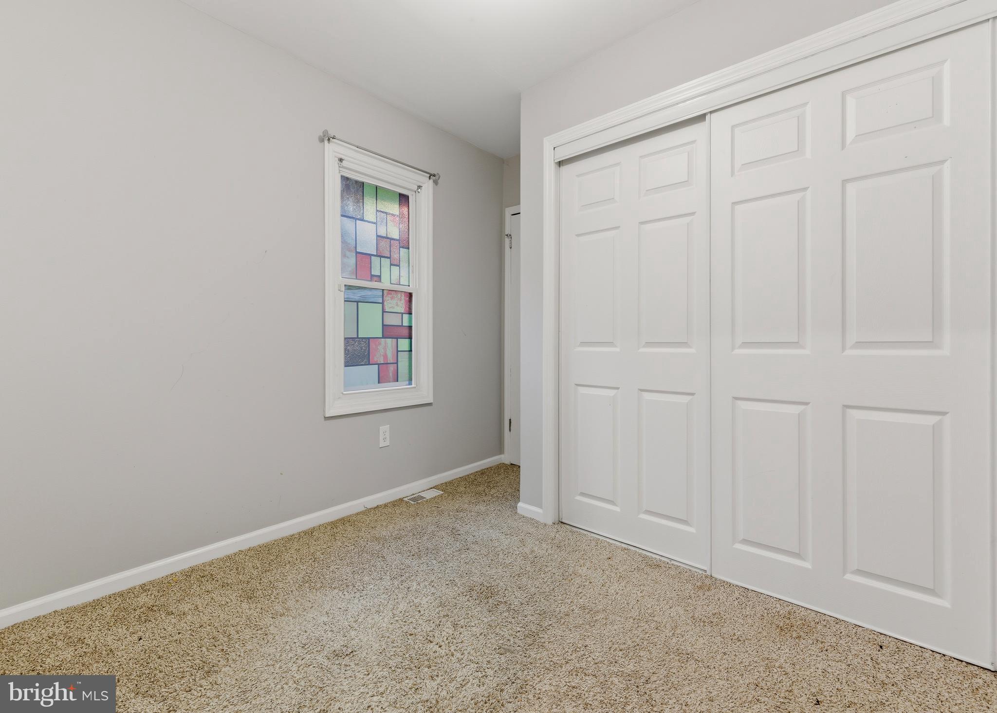 206 West 5th Avenue Runnemede, NJ 08078 - Photo 10 of 14 an empty room with windows