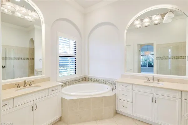 $1,800,000 | 6419 Vivaldi Court, Naples, FL 34113