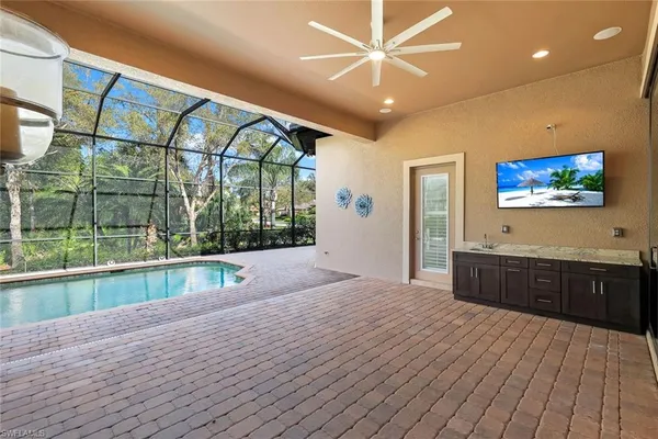 $1,800,000 | 6419 Vivaldi Court, Naples, FL 34113