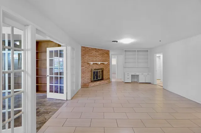 $3,200 | 5554 Beechnut Street, Houston, TX 77096