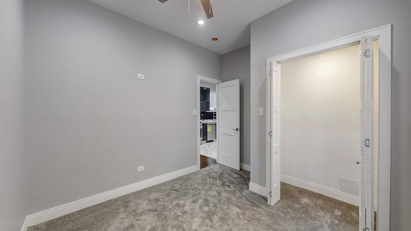 2347 Walnut Street Blue Island, IL 60406 - Photo 17 of 20 a view of empty room