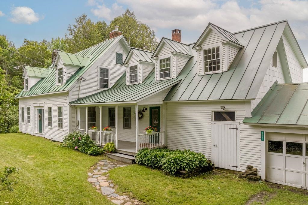 1051 Cross Road Strafford, VT 05072 - Photo 2 of 49