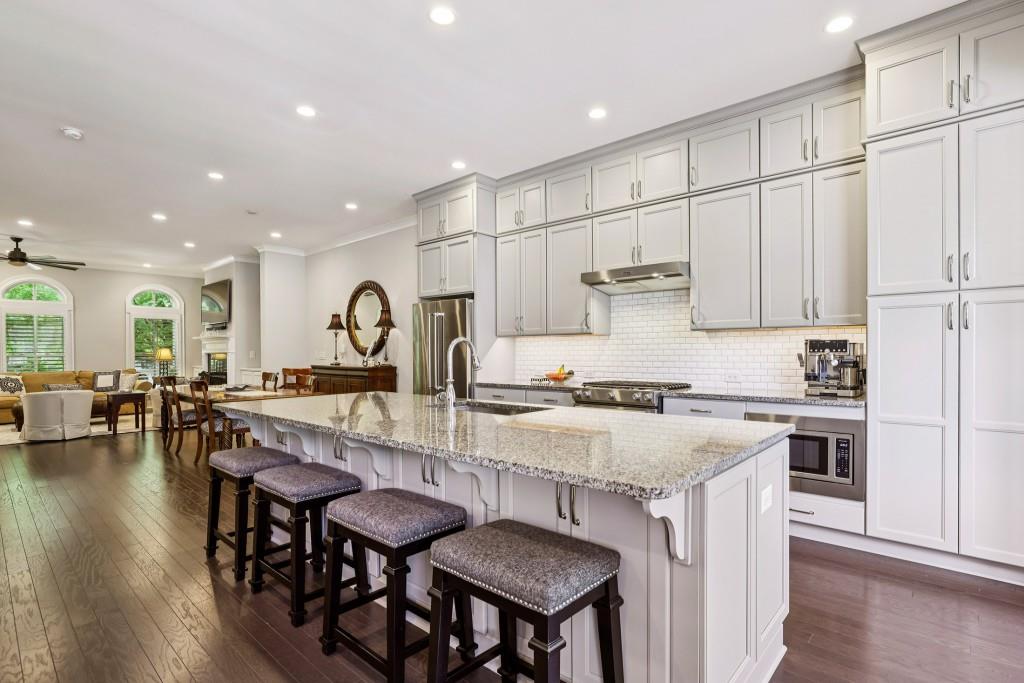 631 Brennan Drive Decatur, GA 30033 - Photo 12 of 27