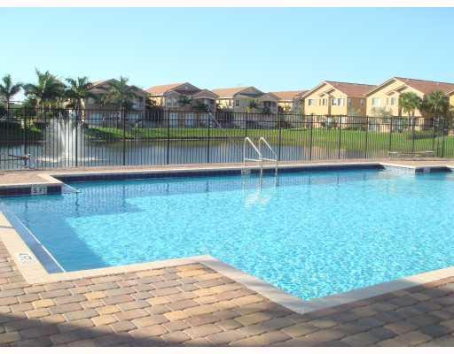 3250 Mirella Drive Riviera Beach, FL 33404 - Photo 7 of 9 Primary Photo