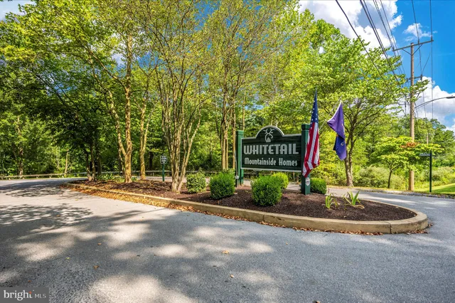 $379,900 | 13856 Pond View Lane, Mercersburg, PA 17236