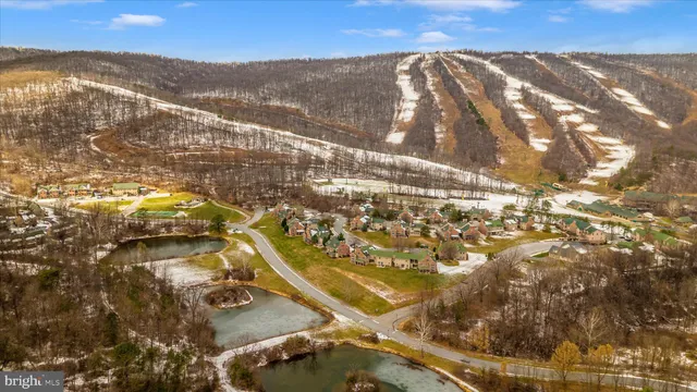 $379,900 | 13856 Pond View Lane, Mercersburg, PA 17236