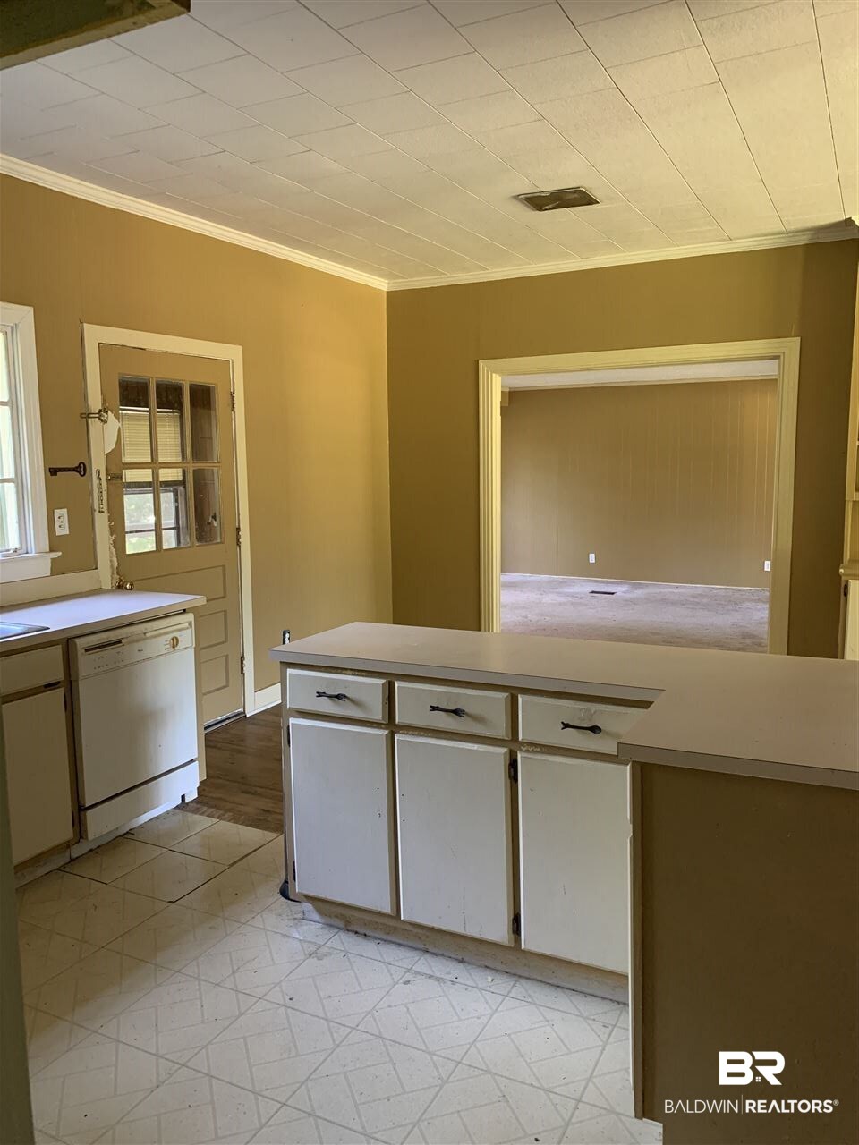 17071 County Road 52 Silverhill, AL 36576 - Photo 6 of 44 From the hallway looking into the kitchen