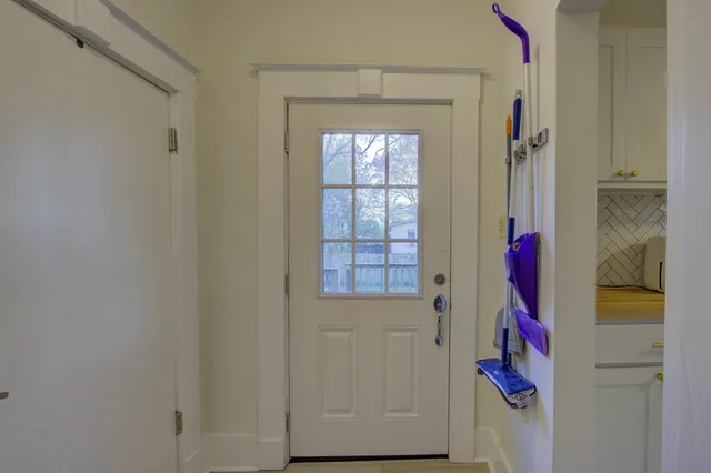 $1,500 | 1975 Walker Avenue, Memphis, TN 38104