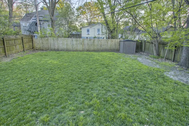 $1,500 | 1975 Walker Avenue, Memphis, TN 38104