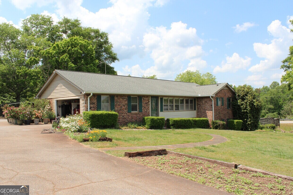 5246 Highway 441 Nicholson, GA 30565 - Photo 23 of 31