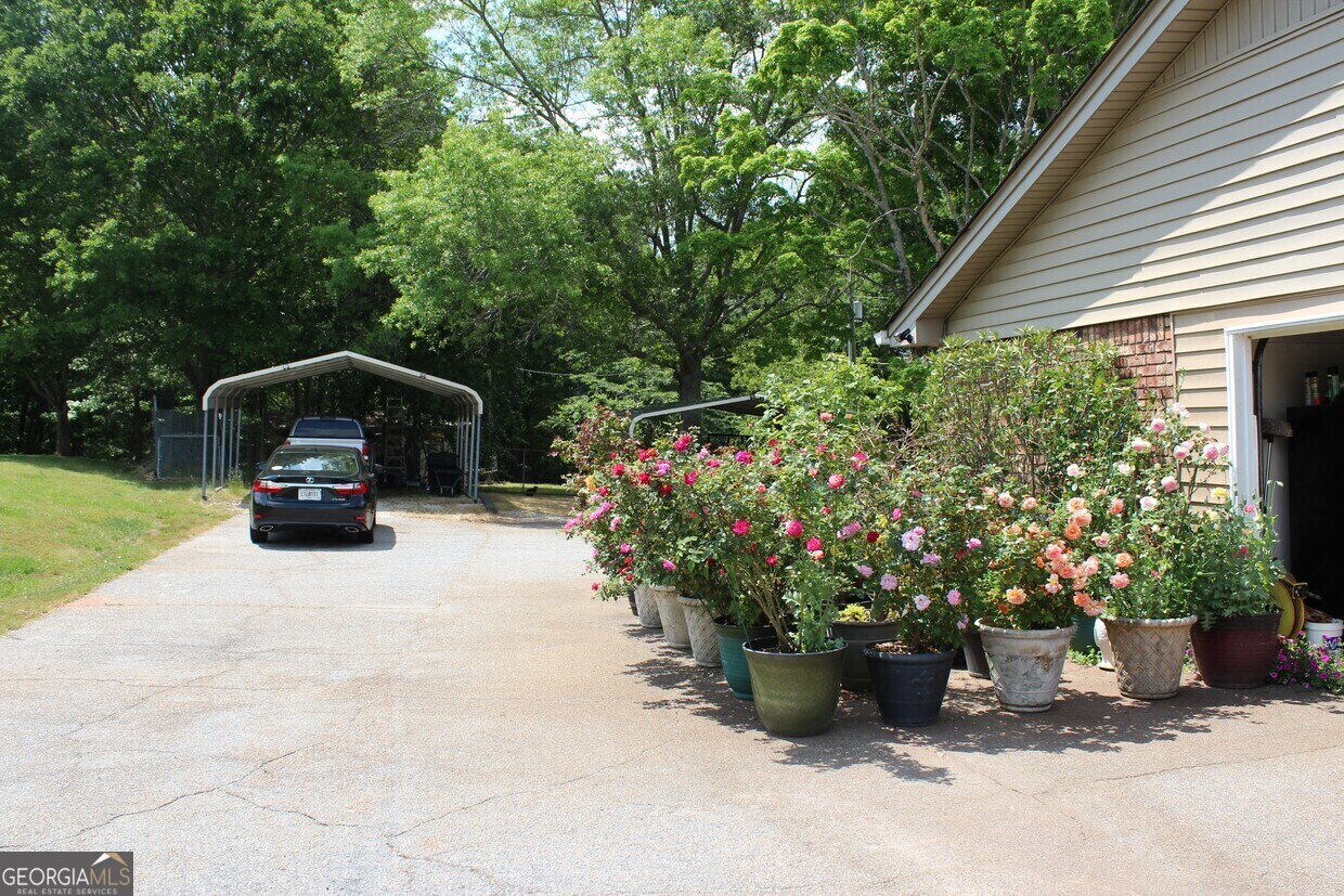5246 Highway 441 Nicholson, GA 30565 - Photo 24 of 31